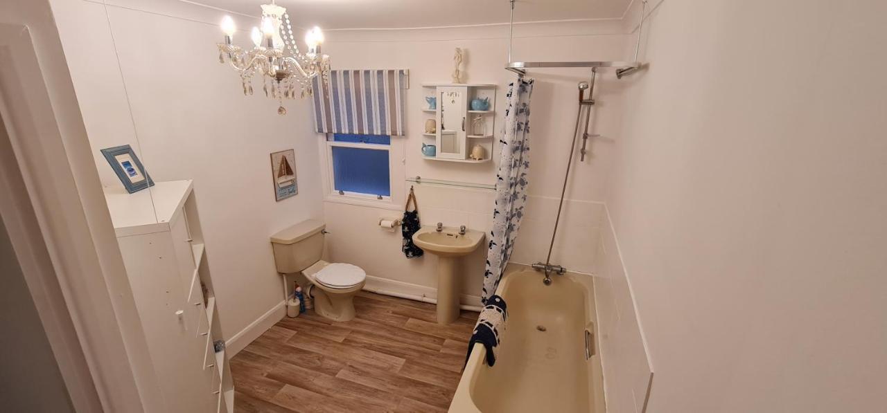 Diamond Harbour - Whole Huge Apartment - Wifi - Beach - Ramsgate Town Ngoại thất bức ảnh